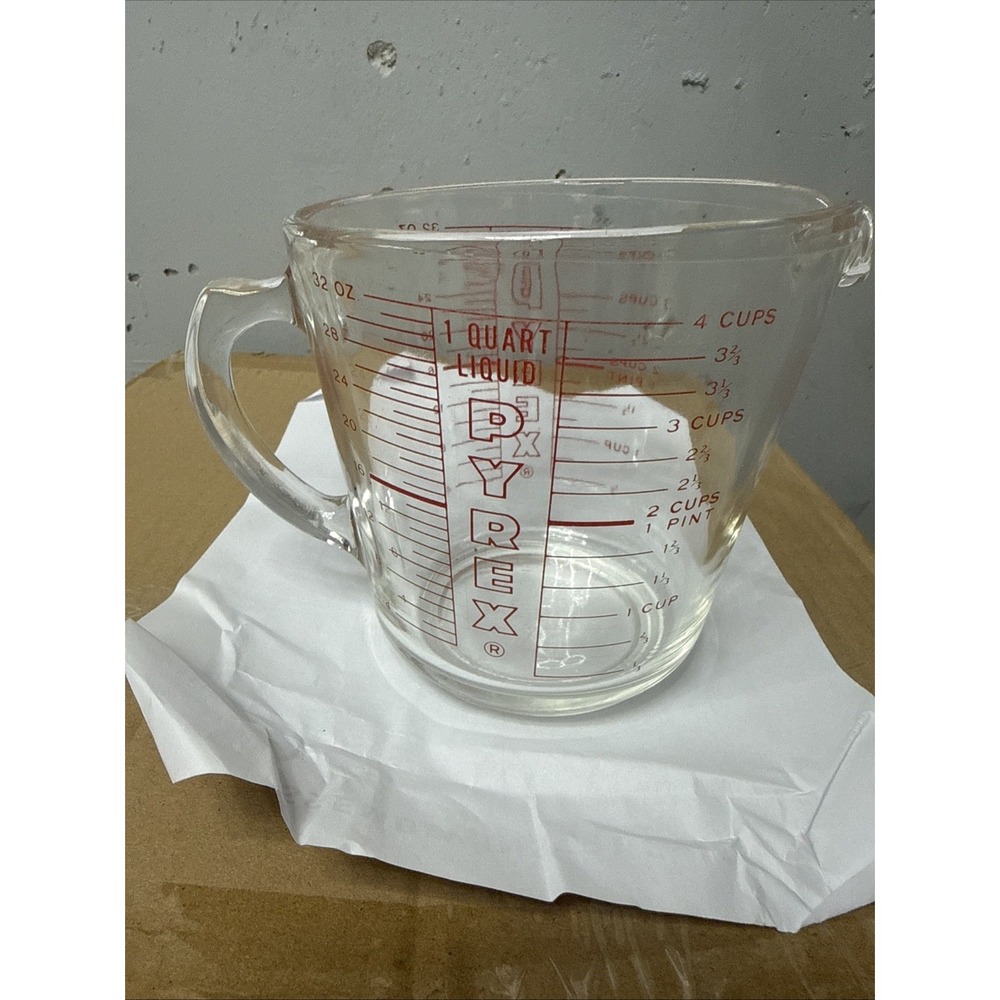 VTG Pyrex #532 D-Handle 4 Cups/1 Lt Red Lettering Q-30